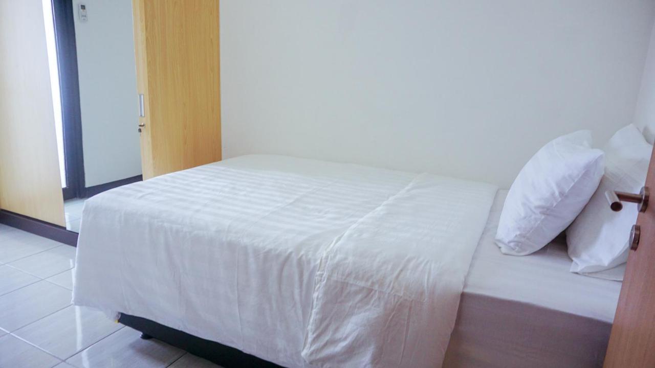 Cordova Suites Semarang Esterno foto
