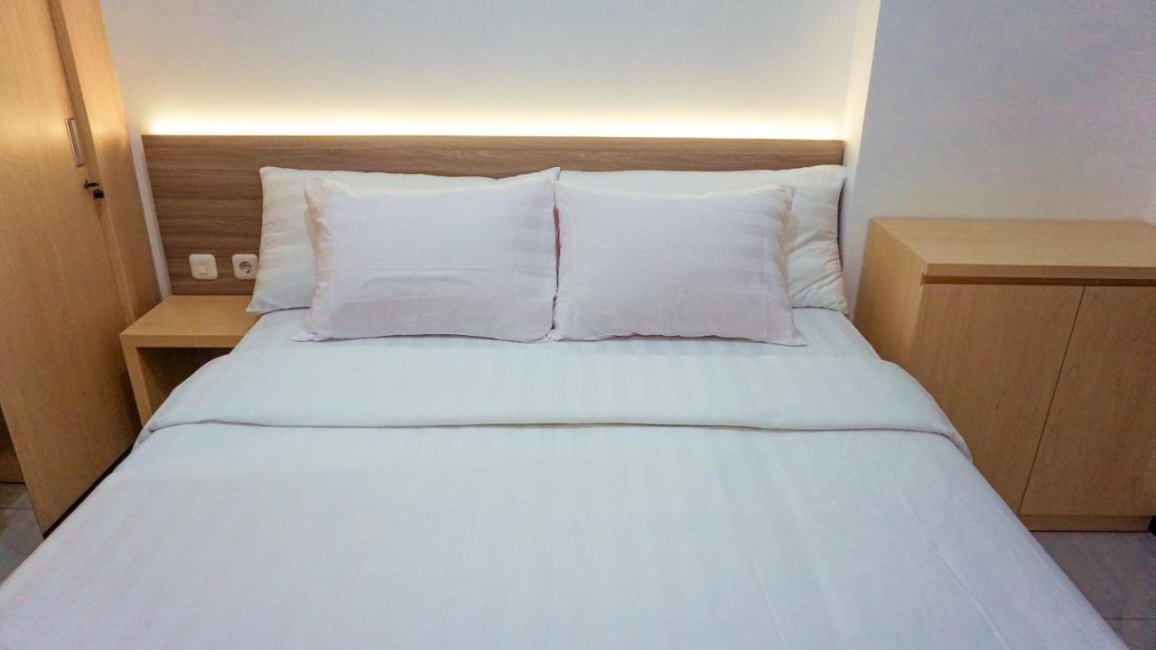 Cordova Suites Semarang Esterno foto