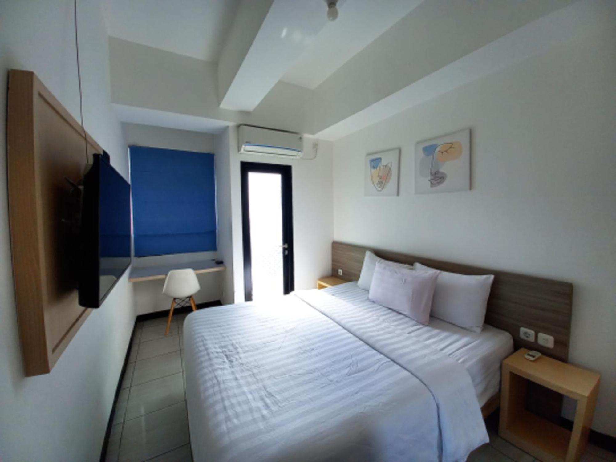 Cordova Suites Semarang Esterno foto