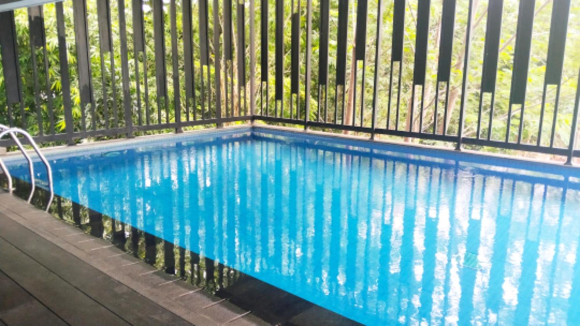 Cordova Suites Semarang Esterno foto