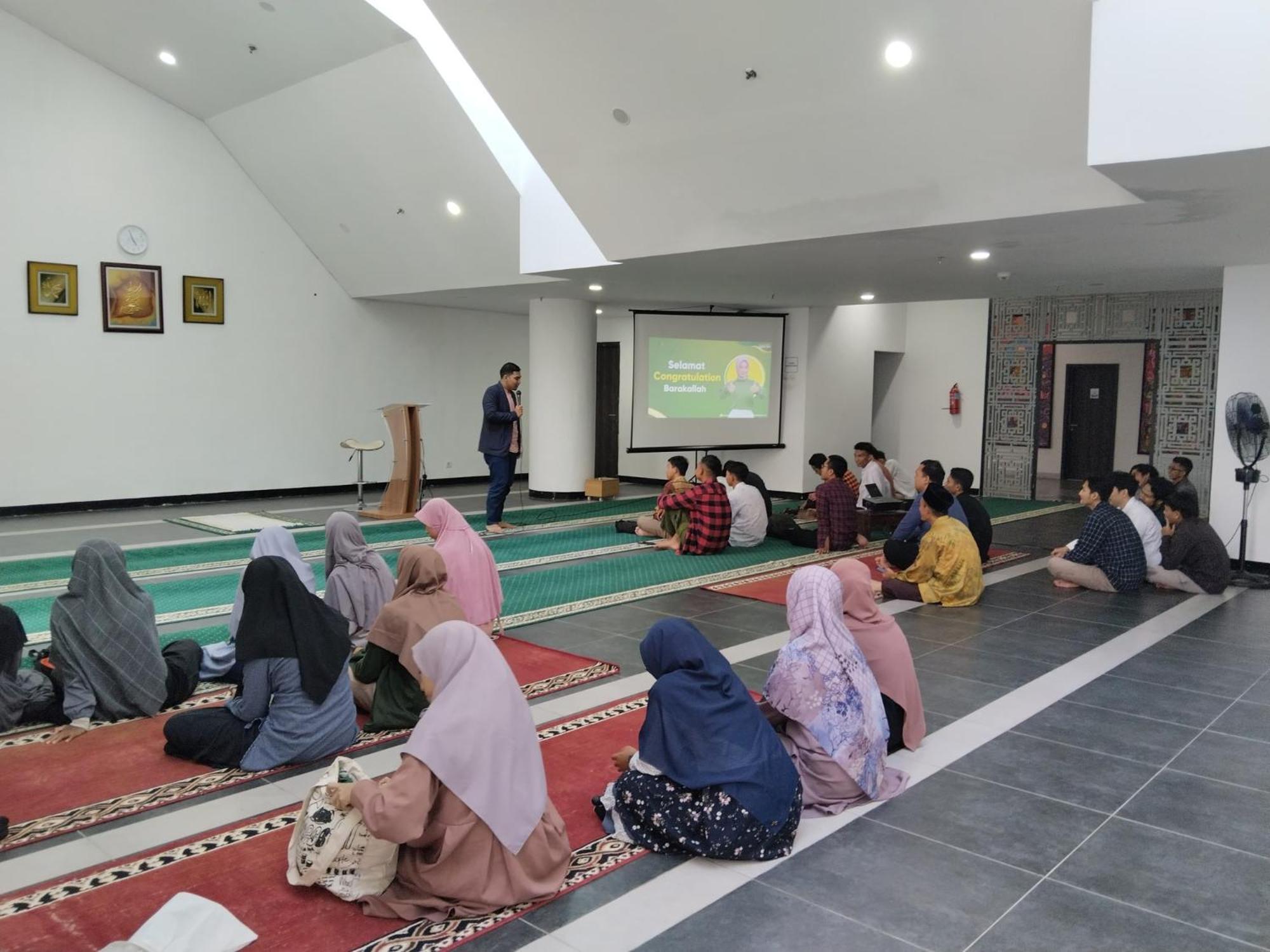 Cordova Suites Semarang Esterno foto