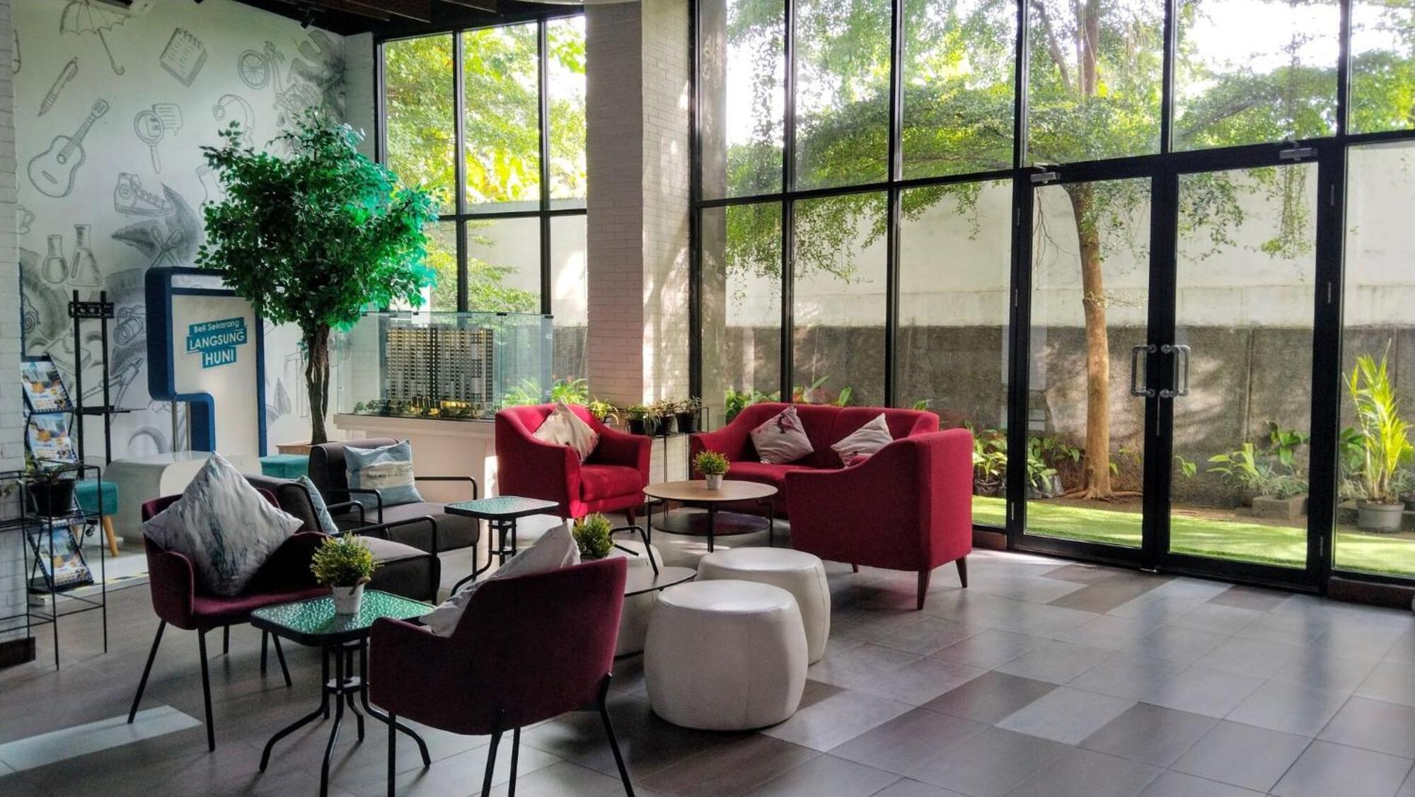 Cordova Suites Semarang Esterno foto